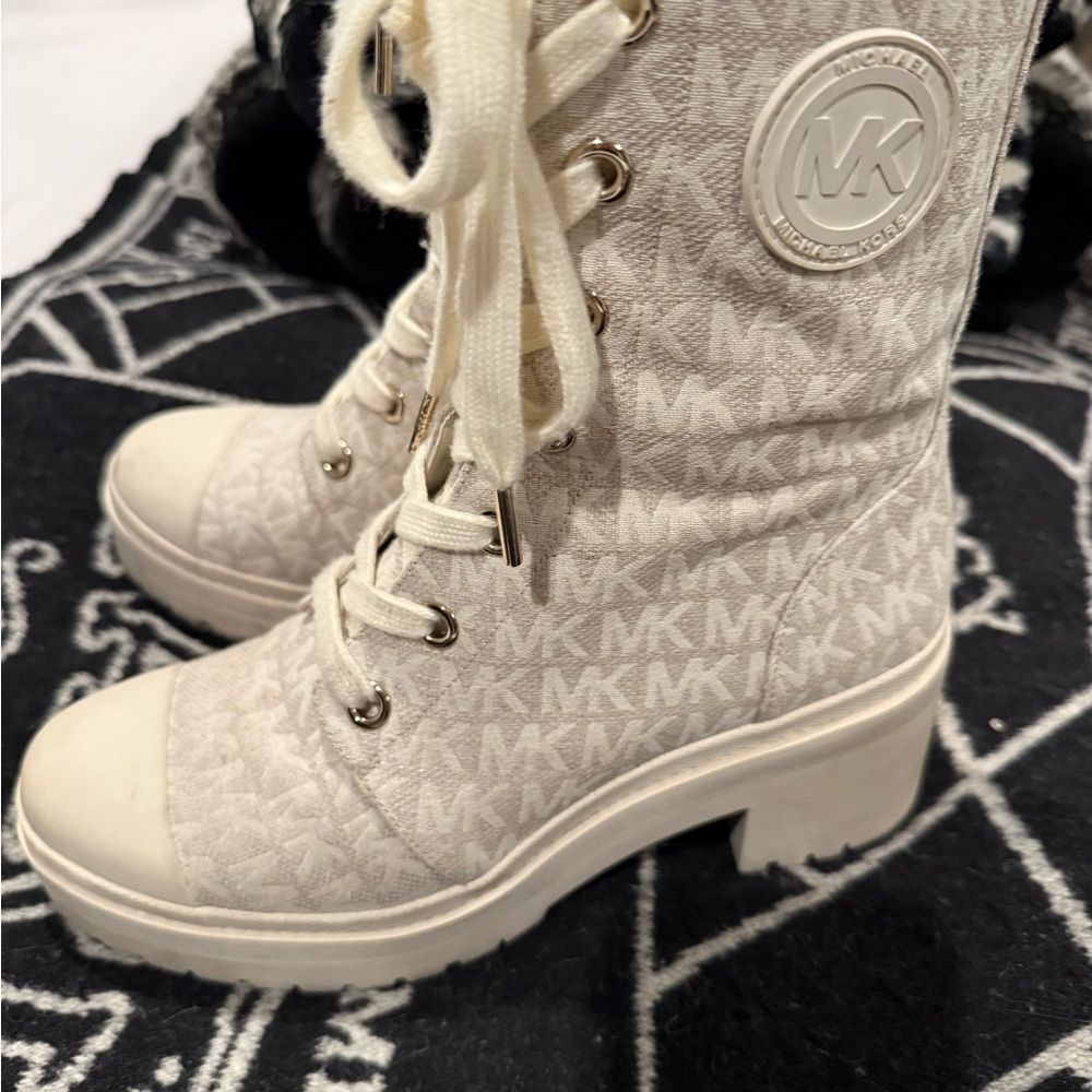 Michael Kors Corey lace/zip up boot